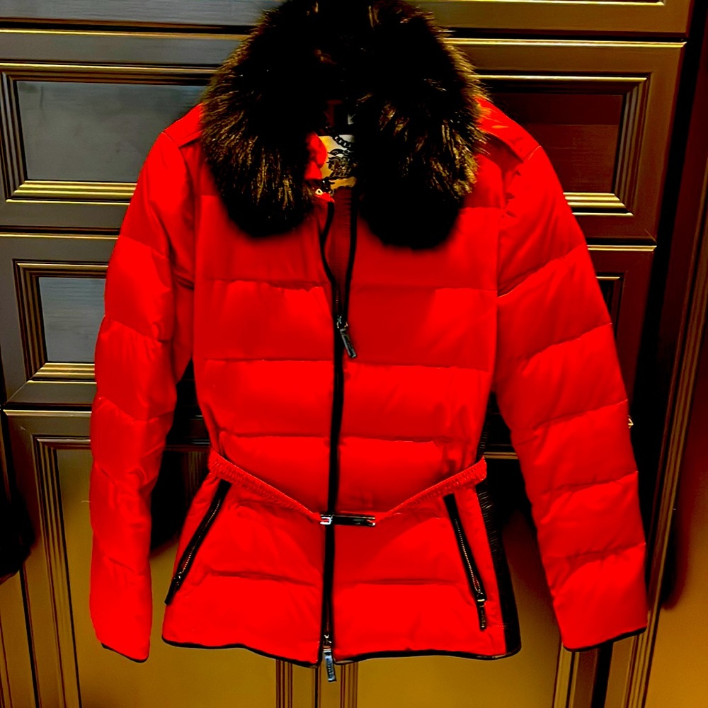 Burberry London down and fur collar puffer red